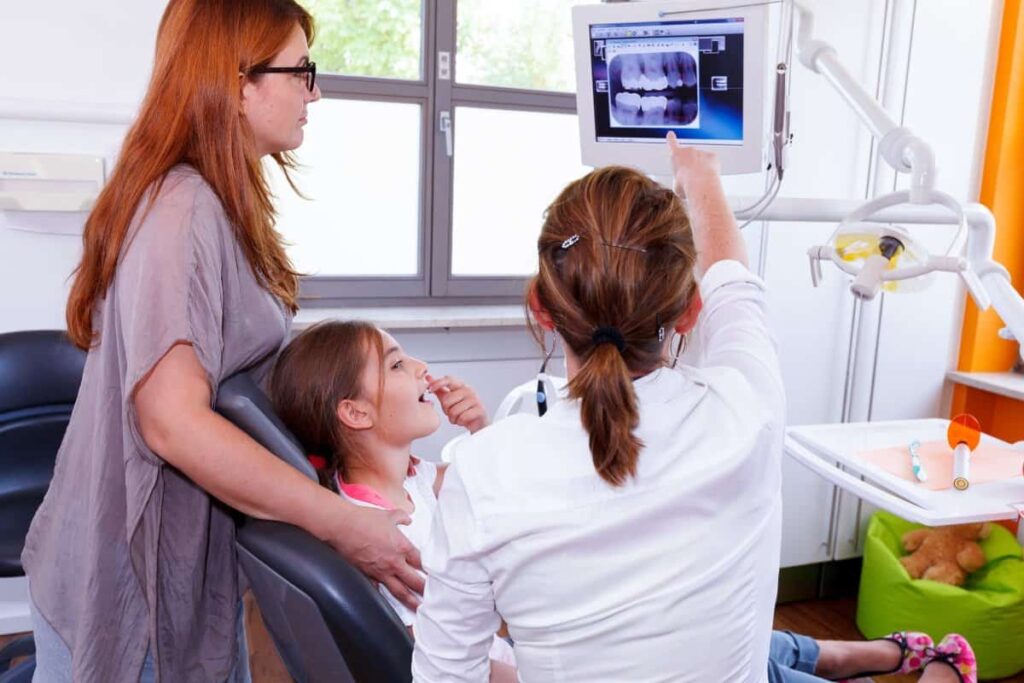 How Family Dental Visits Help Detect Problems Early