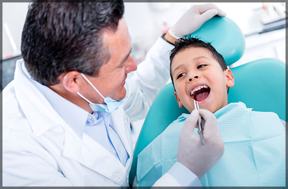 The Benefits of Choosing a Family Dentist for Your Child’s First Visit