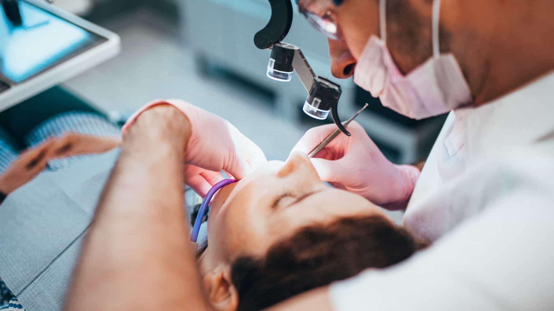 Tips for Finding a Dentist With the Right Expertise